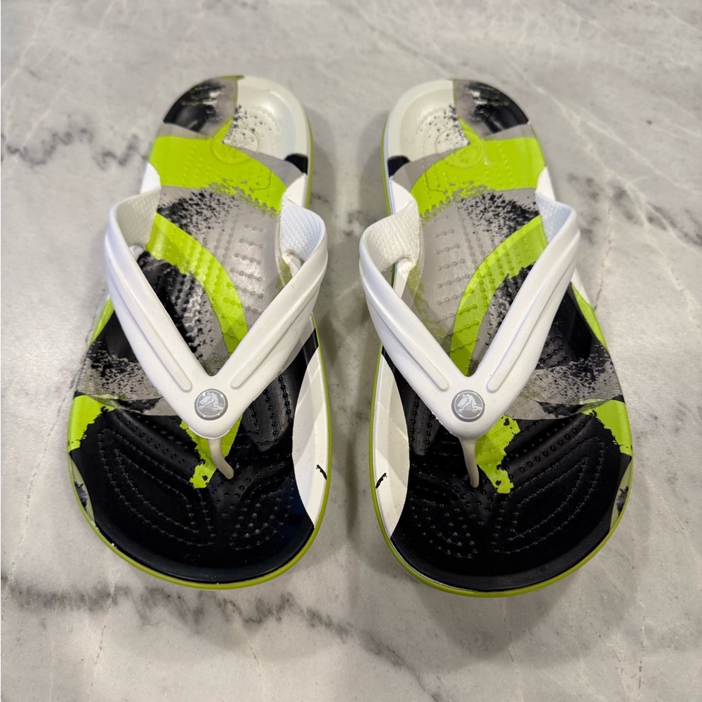 CROCS Black and Green Flip-Flops